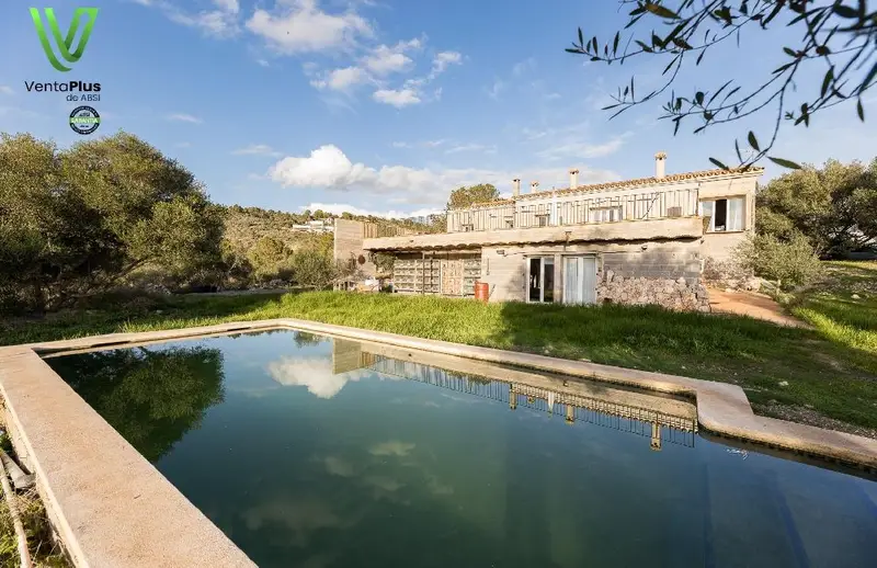 Casa en Puntiro con 5 habitaciones y piscina