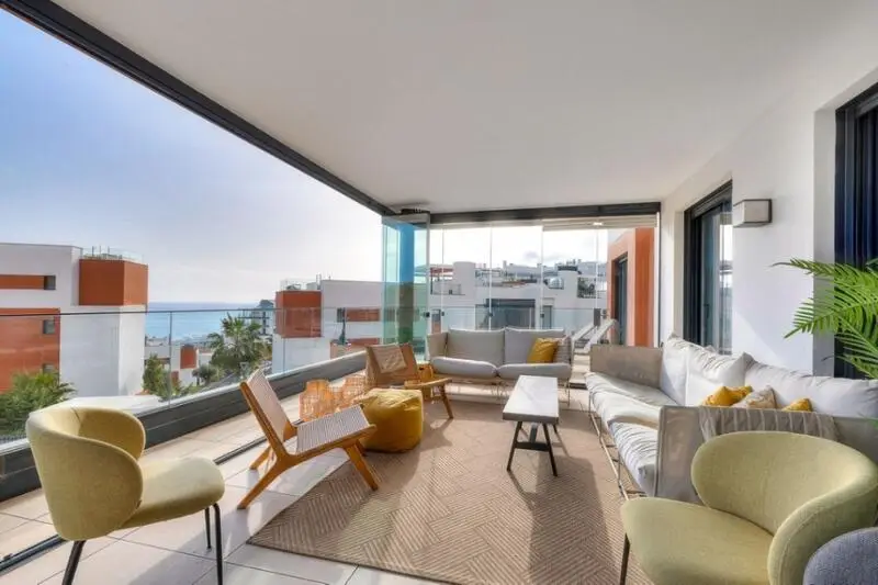 Apartamento 4 Dormitorios El Higueron Fuengirola
