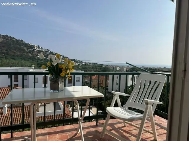 Piso con Vistas al Mar y Montaña en Roses