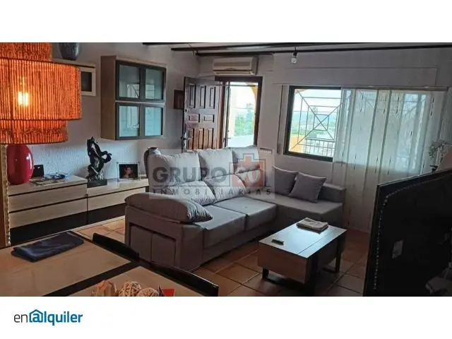 Alquiler casa adosada Las Pedrizas terraza trastero 3 habitaciones