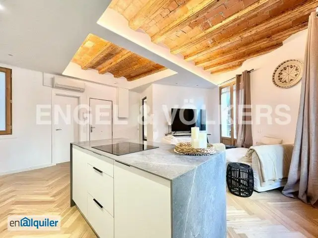 Alquiler piso 2 habitaciones Eixample reformado amueblado