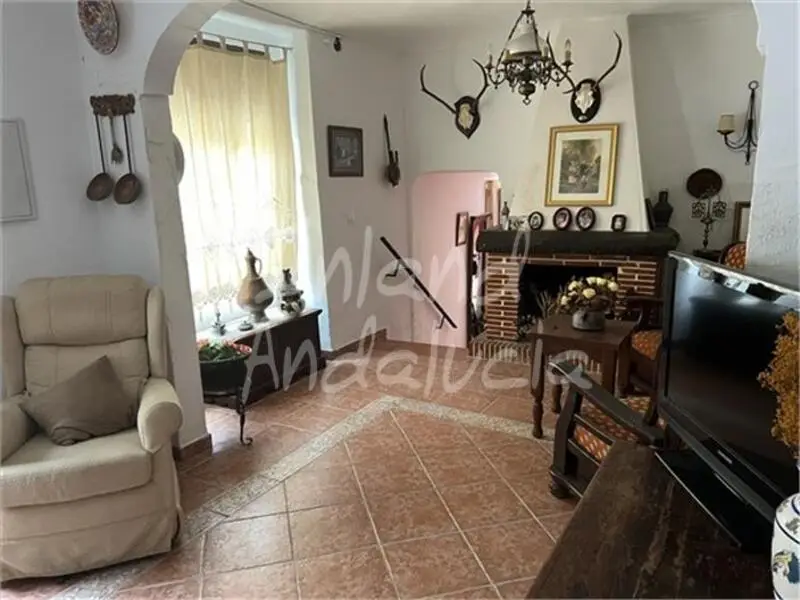 Casa Adosada 6 Dormitorios 2 Baños Luque Cordoba