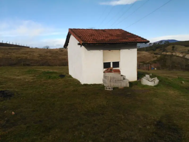 Venta Finca Rustica Oviedo 14690m2 Nave Cerrada