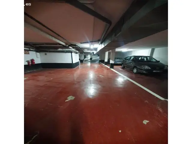 Venta Plaza Garaje y Trastero en Plaza Armerias