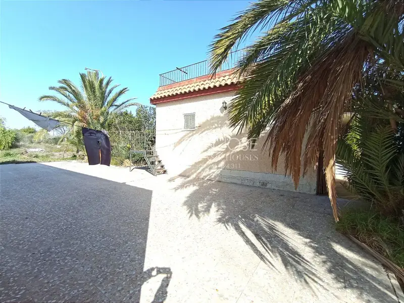 Chalet con Piscina en Elche Torrellano