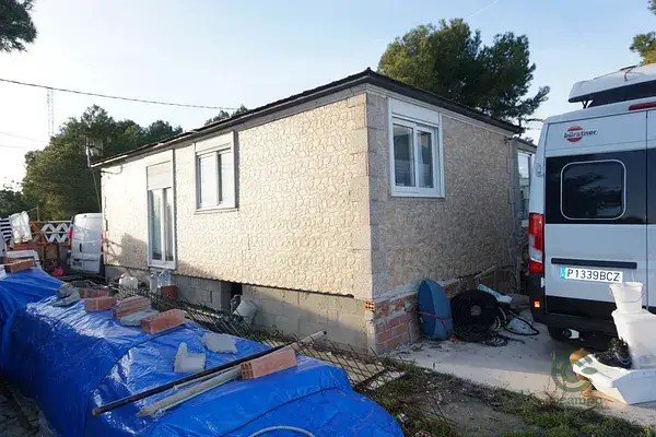 Casa con Piscina y Dos Viviendas en Tarragona