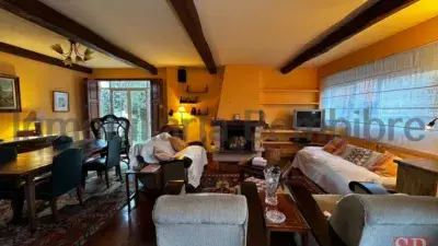 Chalet Adosado en Castropodame 420m2 3 Habitaciones 3 Baños Jardin Piscina