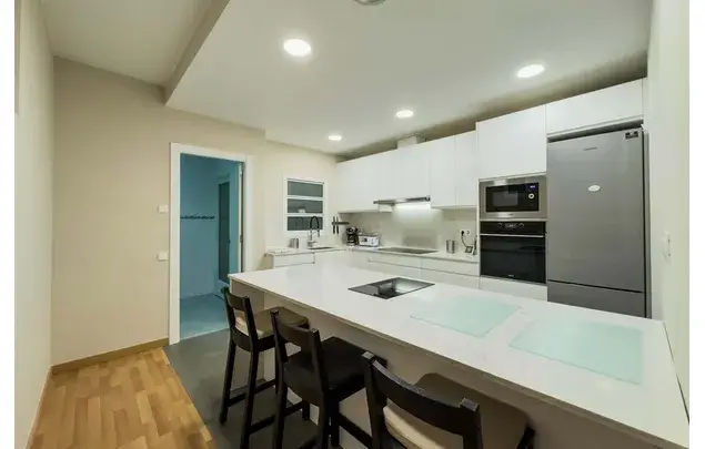 Habitacion 83m2 Barcelona Estancia Media Larga