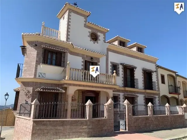 Adosado 6 Dormitorios Villanueva de la Concepción