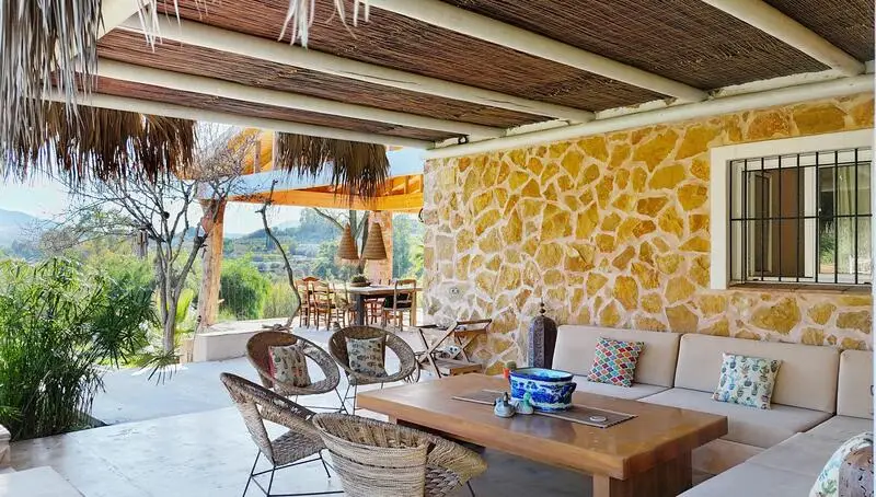 Casa de Campo con Piscina y Apartamento en Cartama