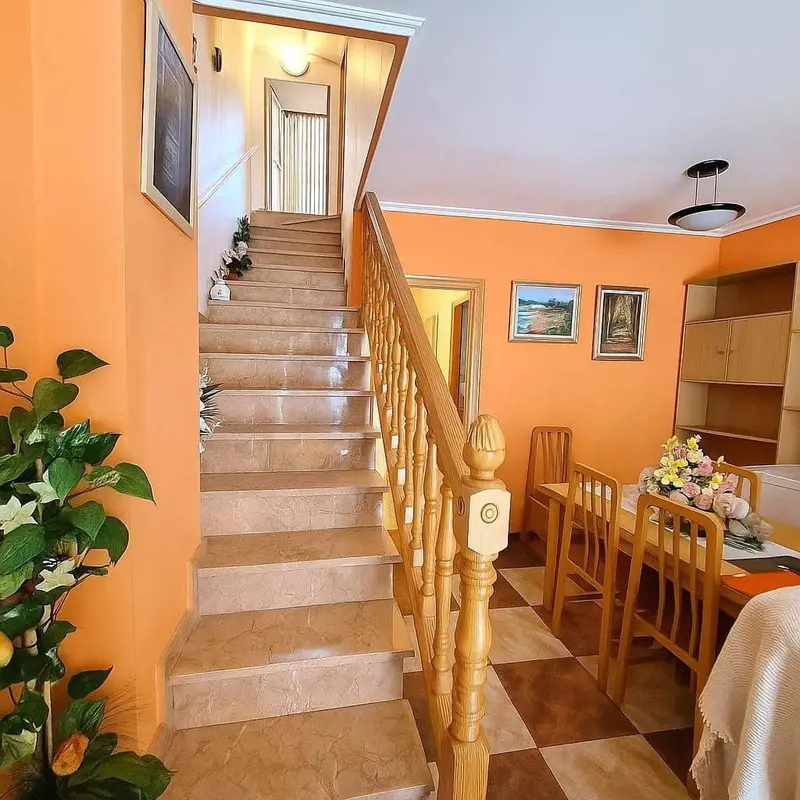 Casa en Venta Carcaixent 193m2 3 Dormitorios 2 Banos Cochera Patio