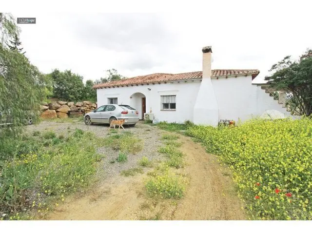 Finca Rustica en Pizarra con Piscina y Barbacoa