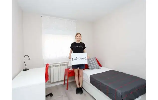 Alquiler Habitaci
ón 54m
² Madrid Cuatro Caminos