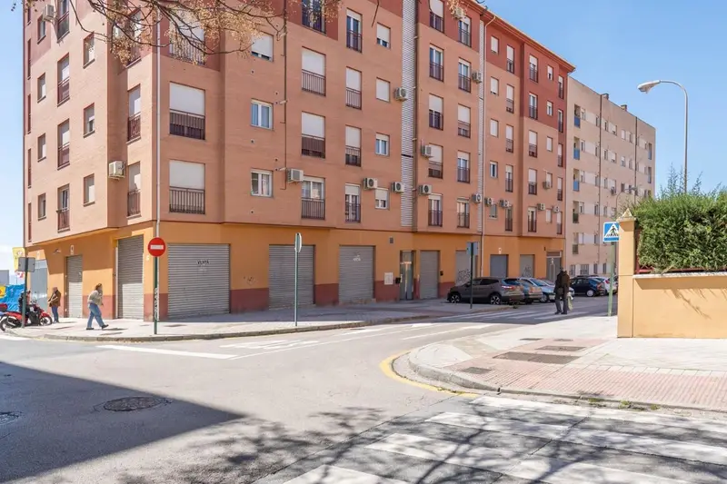 Piso en venta en Granada La Chana 2 dormitorios terraza