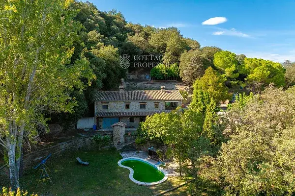 Finca Rustica con Vistas al Mar y Montana en Falgons