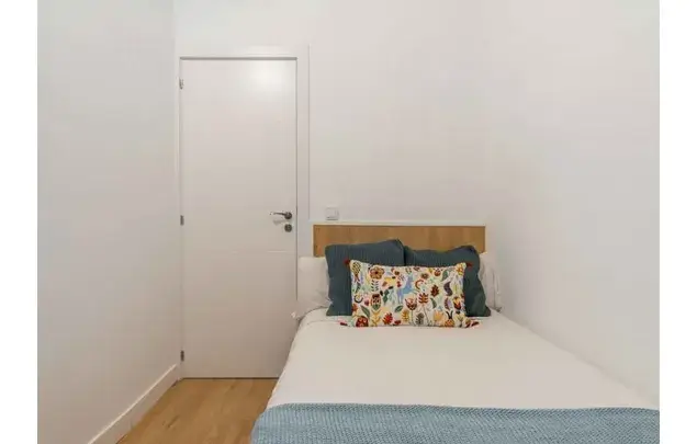 Habitación amueblada cerca de Sol Madrid
