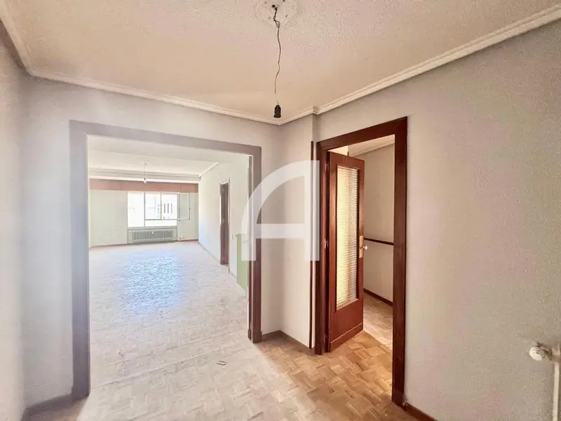 Piso en venta en Avila Centro 118m2 para reformar