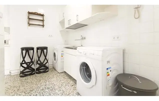 Habitacion 234m2 Madrid Alquiler Estancia Media Larga