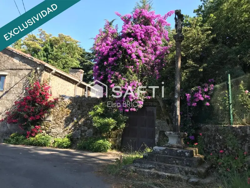 Venta de casa con piscina en Costa (Rois)