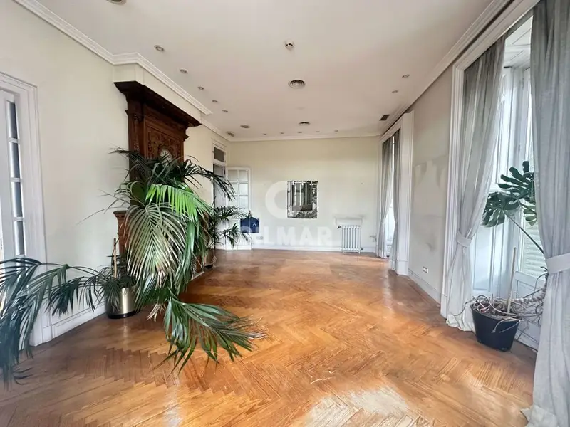 Lujo en Palacio Madrid 5 Dormitorios 2 Baños 283m2
