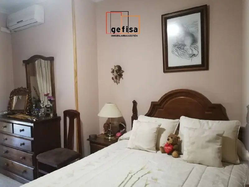 Venta Piso con calefacción en 1º De Julio Valdepeñas