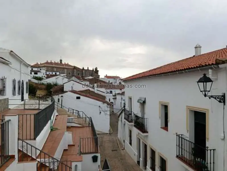 Casa en venta en Aracena ideal para inversores