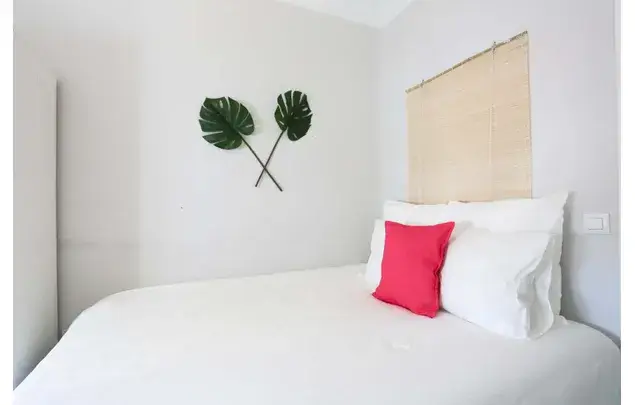 Habitacion Calle Mantuano Estancia Minima 4 Noches