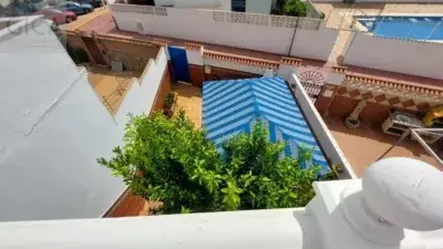 Casa adosada en venta en Calle Cabo Finisterre