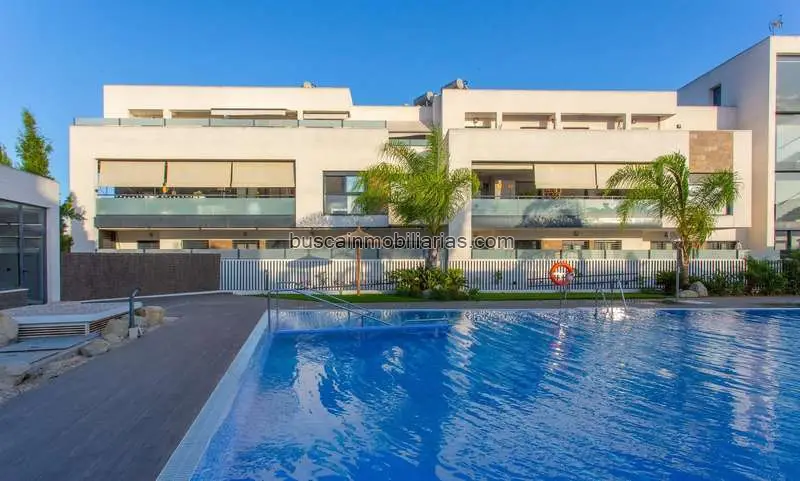 Piso en Venta en Jerez de la Frontera - 4 Dormitorios, Terrazas, Garaje y Trastero