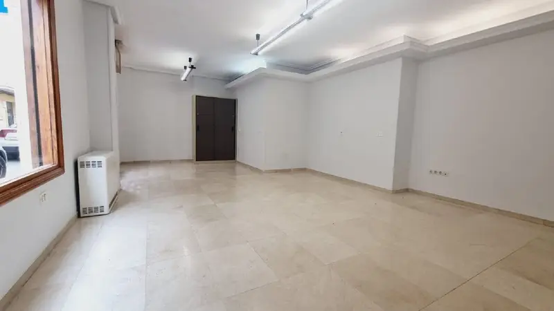 Locales Comerciales en Alquiler Palencia Centro 130m2