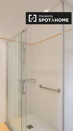 Apartamento 5 Dormitorios 2 Baños Madrid Alquiler Spotahome