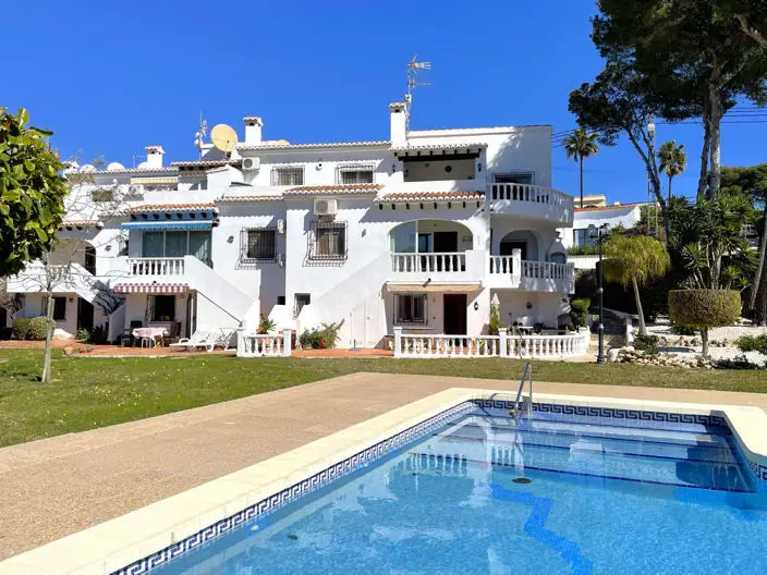 Bungalow 3 Dormitorios Moraira con 2 Apartamentos