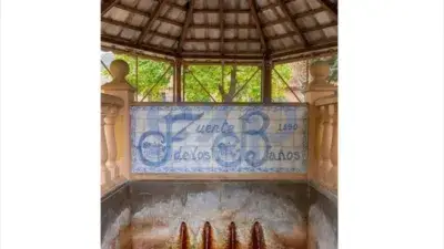 Chalet con Balneario en Camarena de la Sierra