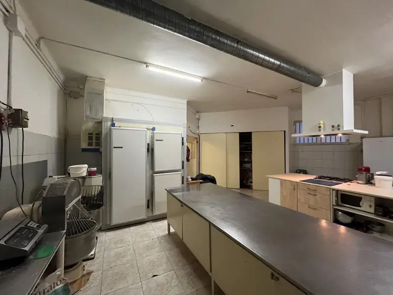 Alquiler Obrador Pasteleria Manresa 84m2 Equipado Sin Traspaso