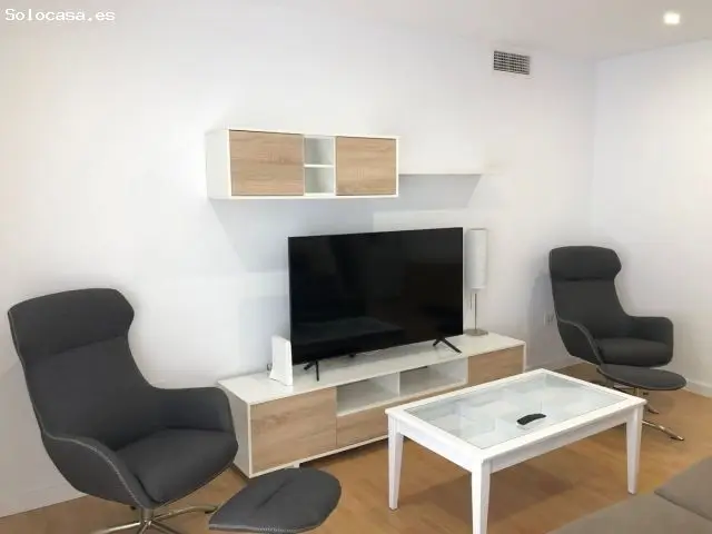 Piso Moderno Reformado Cerca de la Playa en Cadiz