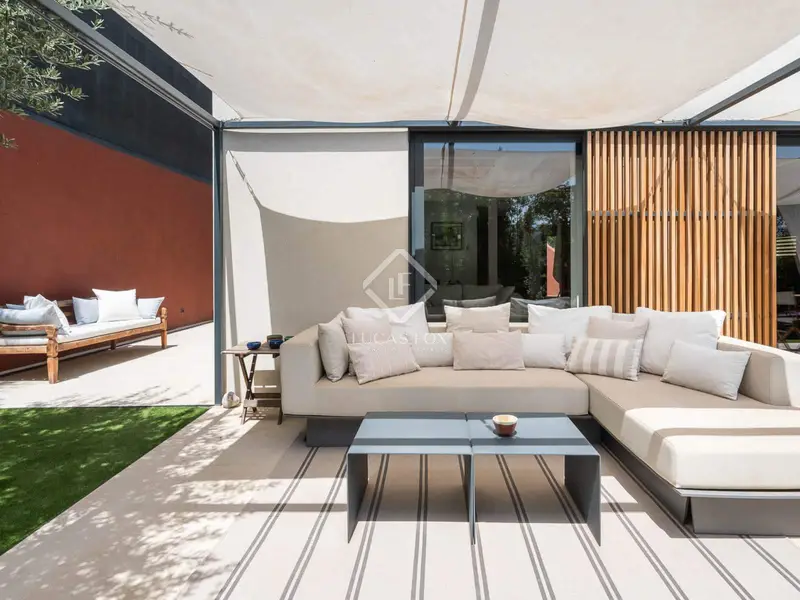 Chalet en Barcelona 222m2 4 habitaciones 3 baños piscina jardin