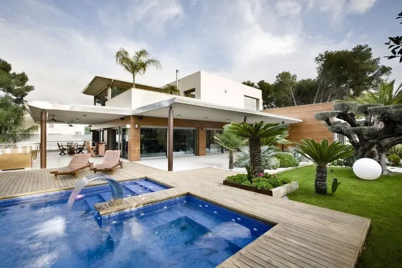 Chalet en venta en L'Eliana 775m2 con piscina y jardin