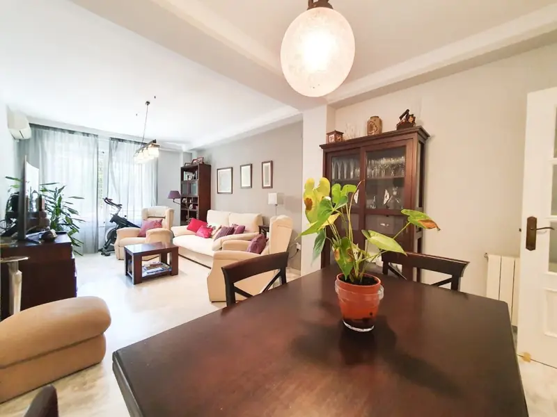 Alquiler piso Granada ciudad 4 dormitorios 2 baños