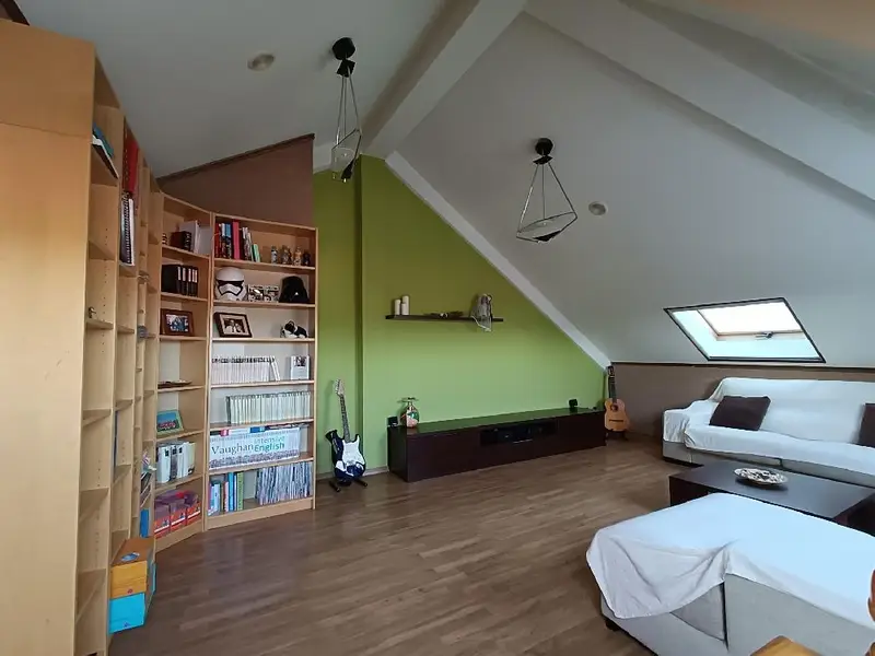 Venta Adosado 4 habitaciones Villafria Burgos