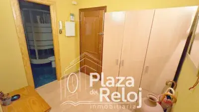 Piso Reformado 106m² 3 Habitaciones Terraza Calle Doña María de Portugal