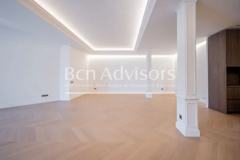 Apartamento de Lujo en Barcelona 347m2 4 Suites Reformado
