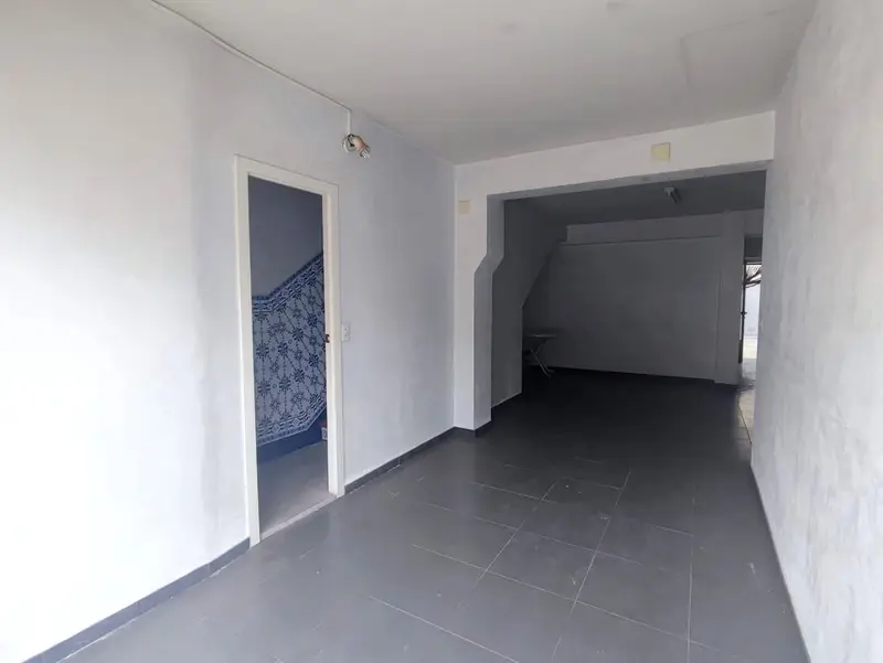 Casa en venta en Canals Valencia 223m2 dos plantas garaje patio