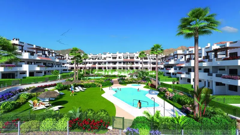 Apartamentos en Venta en Almería: Lujo y Confort en Complejo con Piscina y Gimnasio