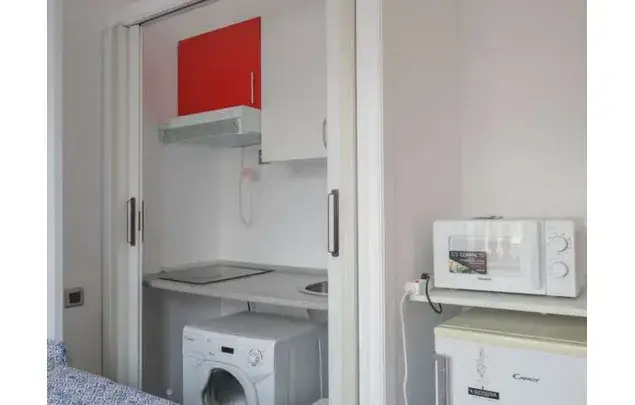 Estudio Amueblado 35m2 Madrid - Ascensor y Balcón