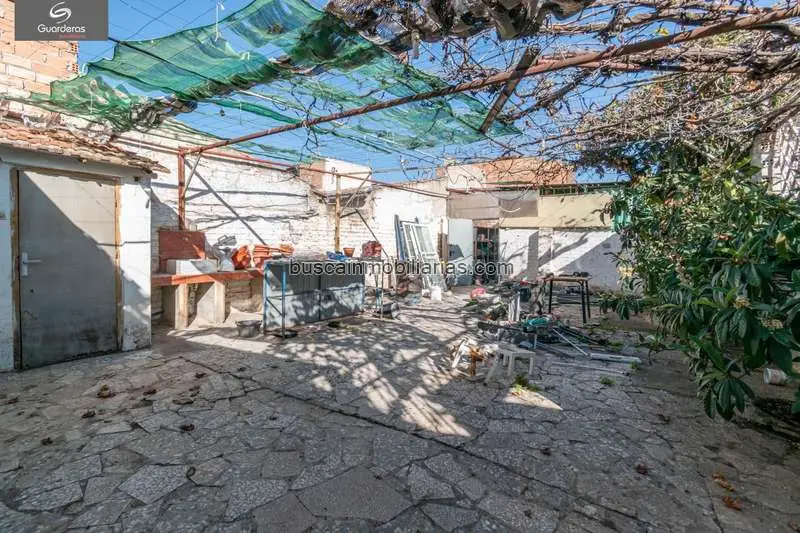 Parcela Rústica en Venta en Armilla: Solar para Construir