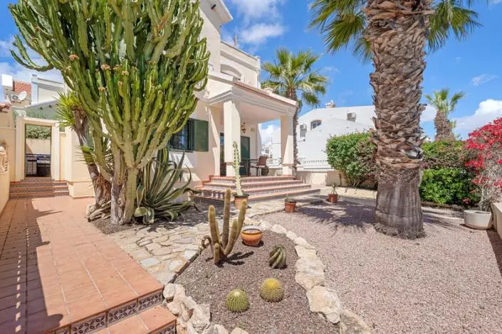 Villa en Los Dolses Orihuela Costa 3 dormitorios 2 banos