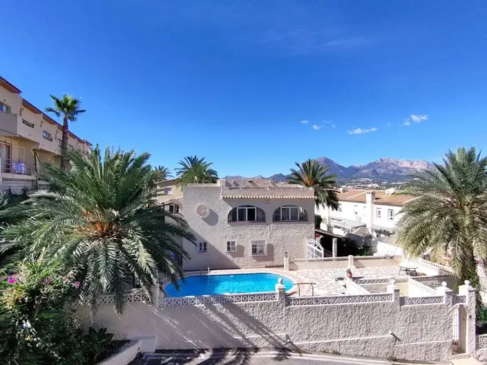 Villa 9 Dormitorios Albir Alta Rentabilidad