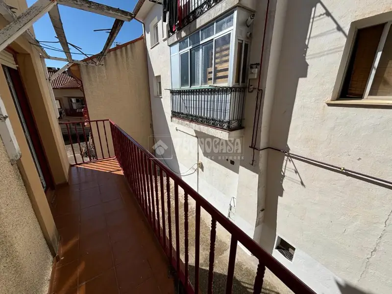 Piso Duplex Centrico en Meco con Terraza