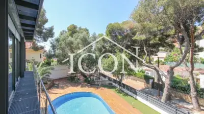 Casa en Alquiler Bellamar Castelldefels 5 Dormitorios Jardin Piscina