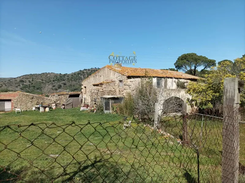 Masía en Vilajuïga Girona para reformar